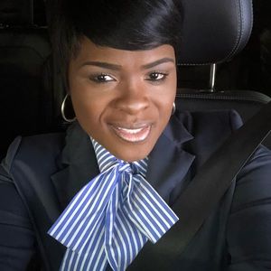 Meet your Posher, Naesha